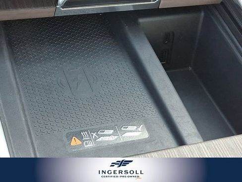 Used 2025 GMC Acadia Denali w/ Super Cruise Package image 29