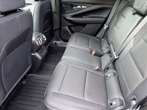 New 2025 Chevrolet Blazer EV LT w/ Super Cruise Package AWD/4WD image 9