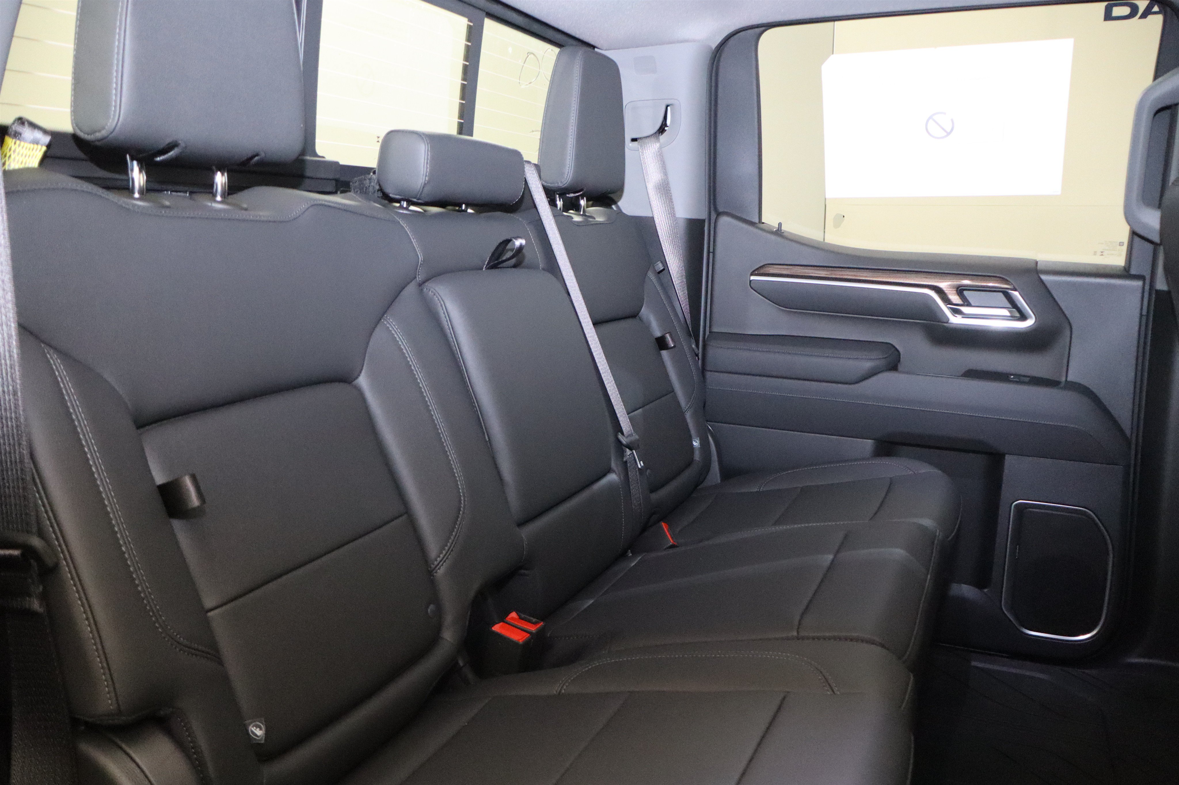 New 2026 Chevrolet Silverado 1500 RST w/ Redline Edition AWD/4WD image 22