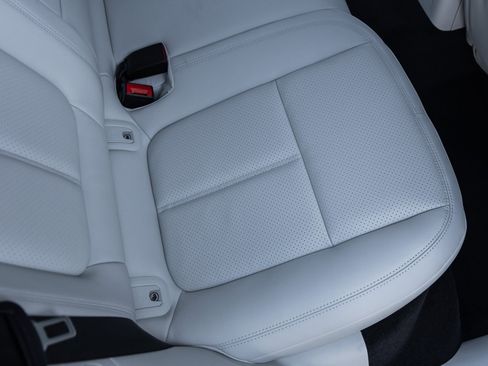 New 2026 Porsche Macan S image 37