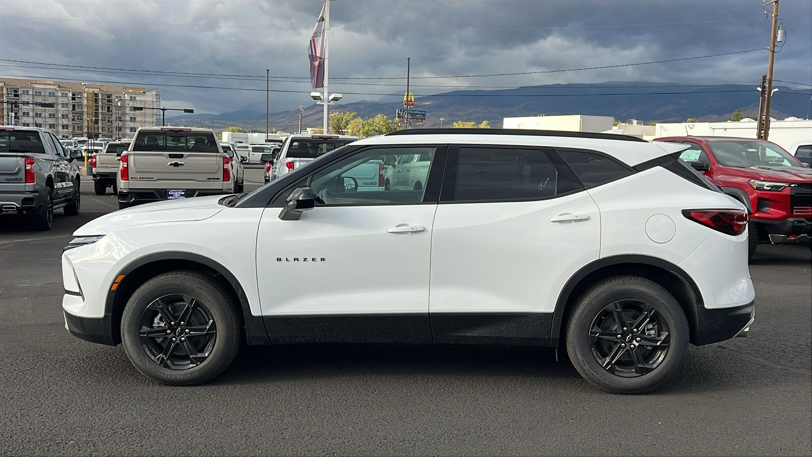 New 2026 Chevrolet Blazer LT w/ Midnight/Sport Edition AWD/4WD image 8