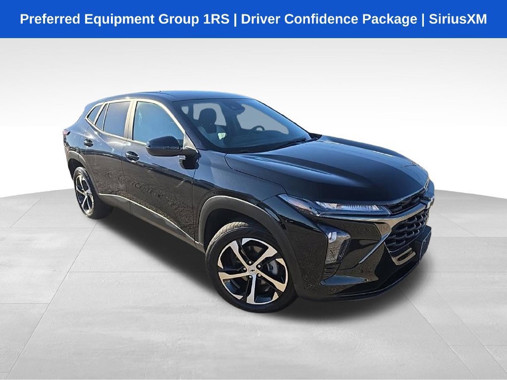 Used 2024 Chevrolet Trax RS w/ Driver Confidence Package FWD image 1