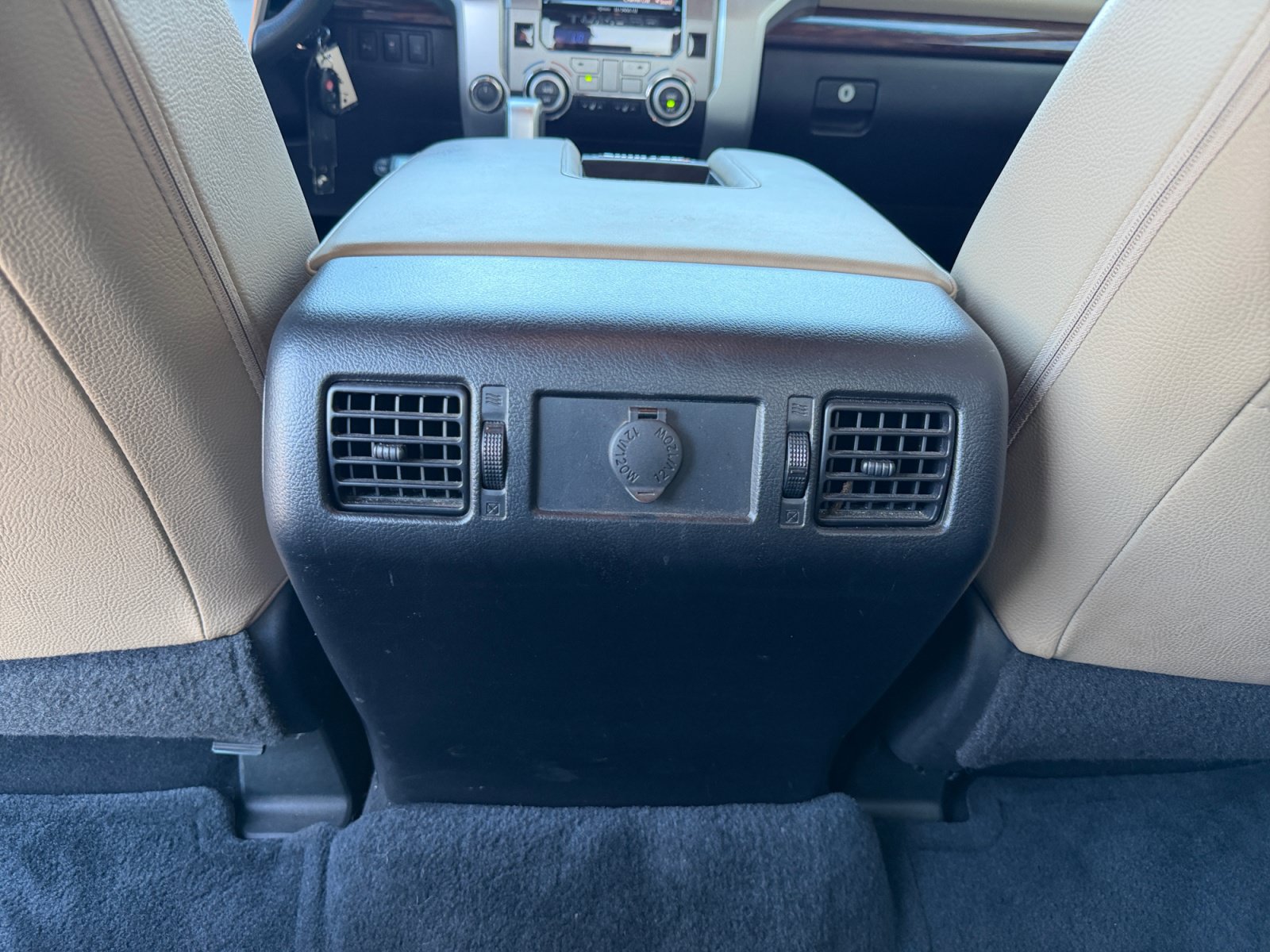 Used 2014 Toyota Tundra Limited w/ Limited Premium Package AWD/4WD image 23