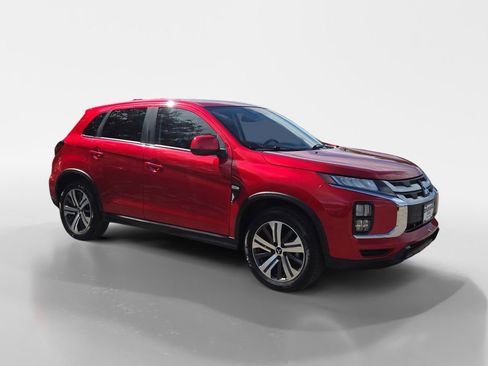 Used 2022 Mitsubishi Outlander Sport ES AWD/4WD image 8