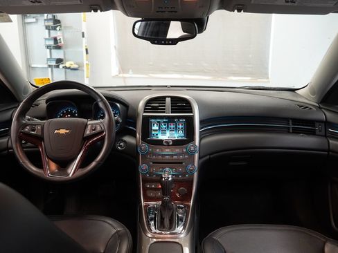 Used 2013 Chevrolet Malibu LTZ FWD image 20