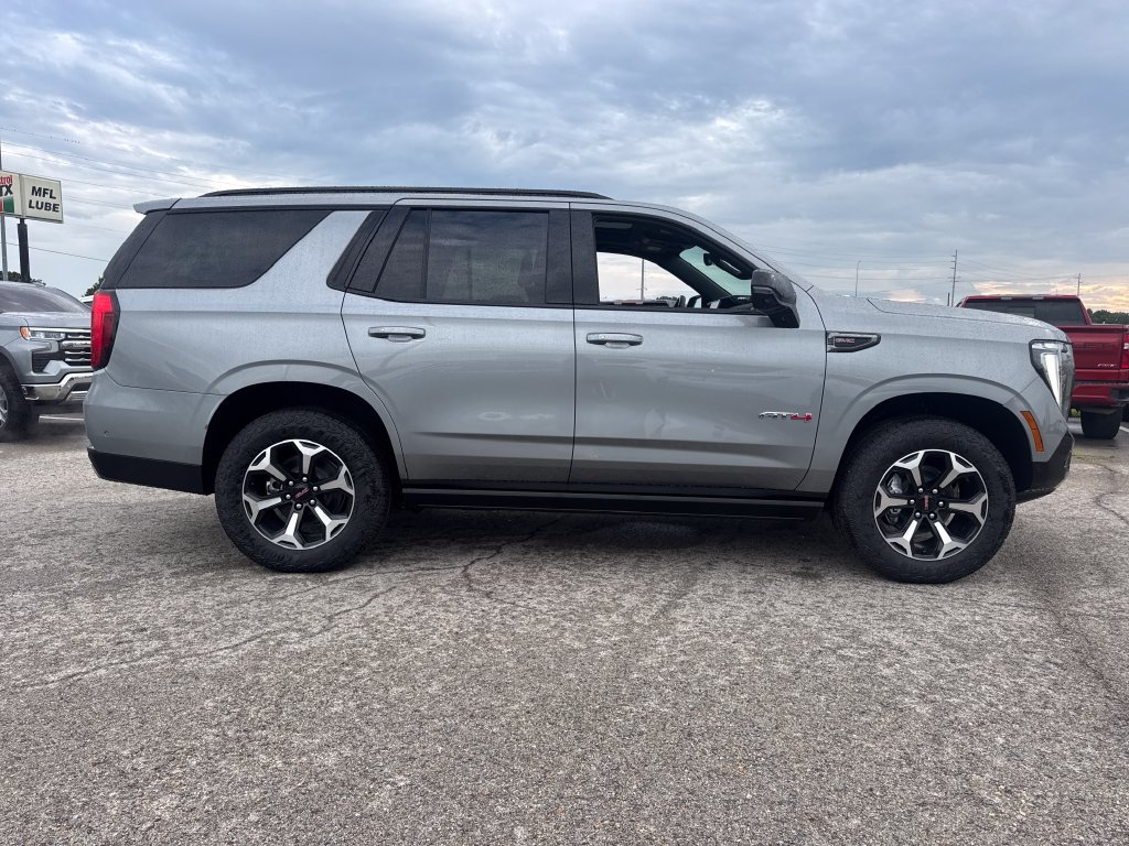 New 2026 GMC Yukon AT4 w/ AT4 Premium Plus Package AWD/4WD image 7