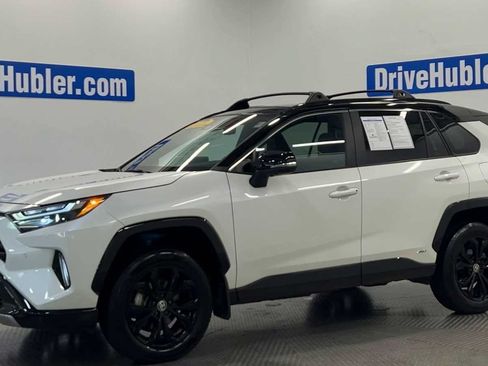 Used 2022 Toyota RAV4 XSE AWD/4WD image 4