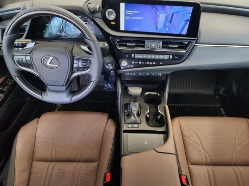 Certified 2023 Lexus ES 300h Ultra Luxury w/ Accessory Package (Z2) FWD image 26