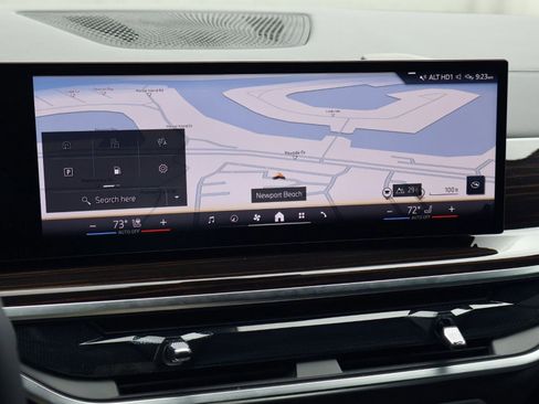 Used 2025 BMW X5 xDrive50e w/ Executive Package image 18