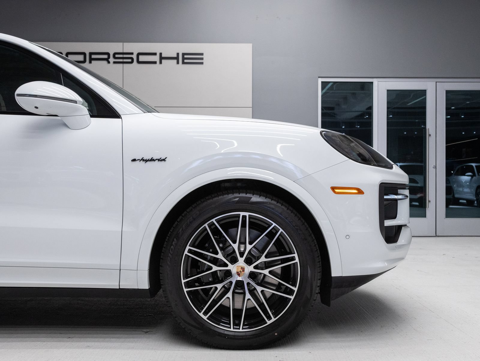 Used 2026 Porsche Cayenne S AWD/4WD image 11