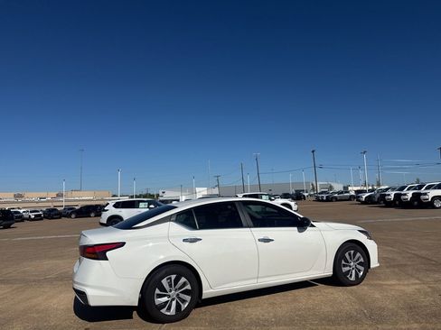 Certified 2025 Nissan Altima 2.5 S image 25