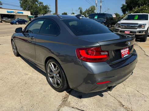 Used 2016 BMW M235i Coupe image 7