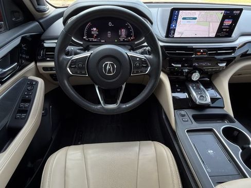 Used 2025 Acura MDX FWD w/ Technology Package image 10