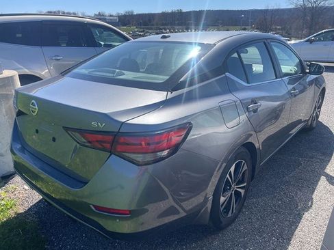 Used 2022 Nissan Sentra SV w/ All-Weather Package FWD image 9