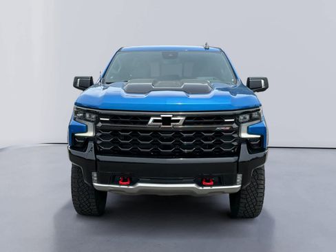 Used 2022 Chevrolet Silverado 1500 ZR2 w/ Technology Package AWD/4WD image 14