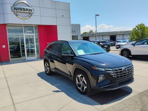 Used 2022 Hyundai Tucson Limited AWD/4WD image 3