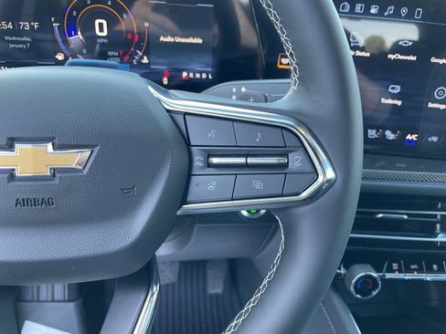 New 2026 Chevrolet Traverse High Country w/ LPO, Floor Liner Package FWD image 17