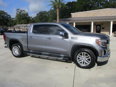 Used 2021 GMC Sierra 1500 SLT w/ SLT Premium Plus Package RWD image 3