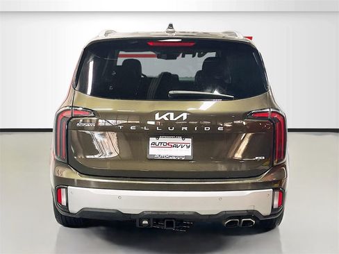 Used 2023 Kia Telluride EX image 6