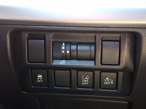 Used 2019 Subaru Outback 2.5i Premium w/ Popular Package #2 AWD/4WD image 23