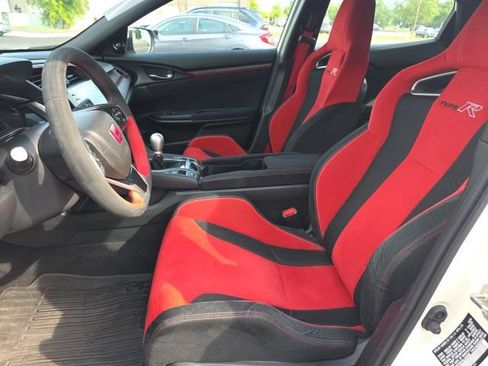 Used 2020 Honda Civic Type R image 12