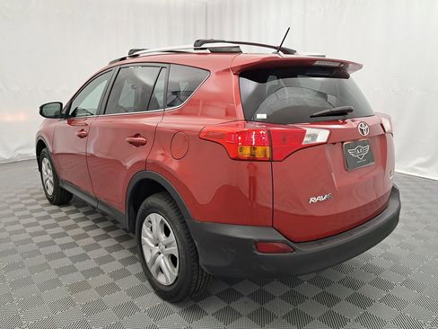 Used 2014 Toyota RAV4 LE image 4