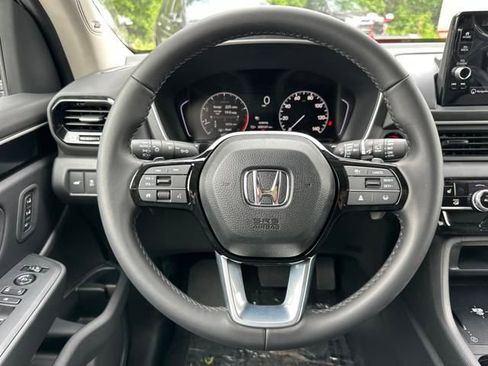 New 2025 Honda Pilot Touring image 20