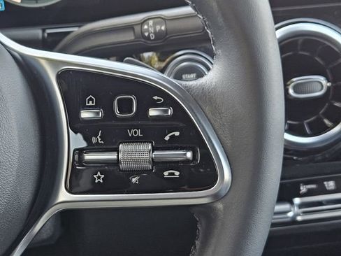 Certified 2023 Mercedes-Benz GLA 250 image 27