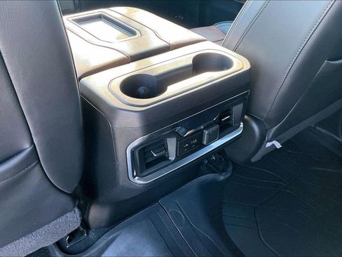 Used 2022 Chevrolet Silverado 2500 High Country w/ Technology Package image 30