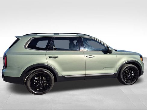 Used 2023 Kia Telluride EX X-Line image 3