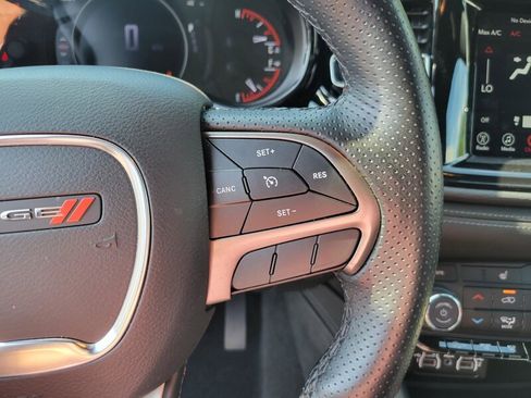 Used 2024 Dodge Durango SXT image 11