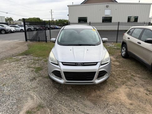 Used 2013 Ford Escape SEL FWD image 2