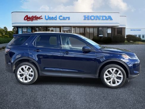 Used 2022 Land Rover Discovery Sport SE image 6