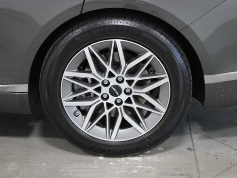 Used 2025 Genesis G80 2.5T AWD/4WD image 15