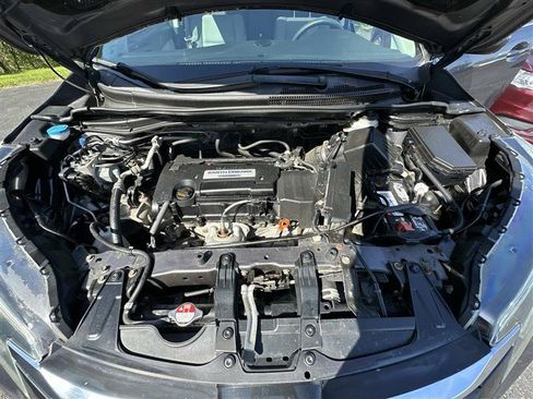 Used 2015 Honda CR-V EX image 7