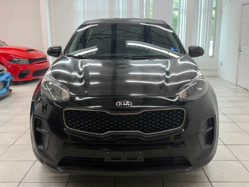 Used 2018 Kia Sportage LX FWD image 2