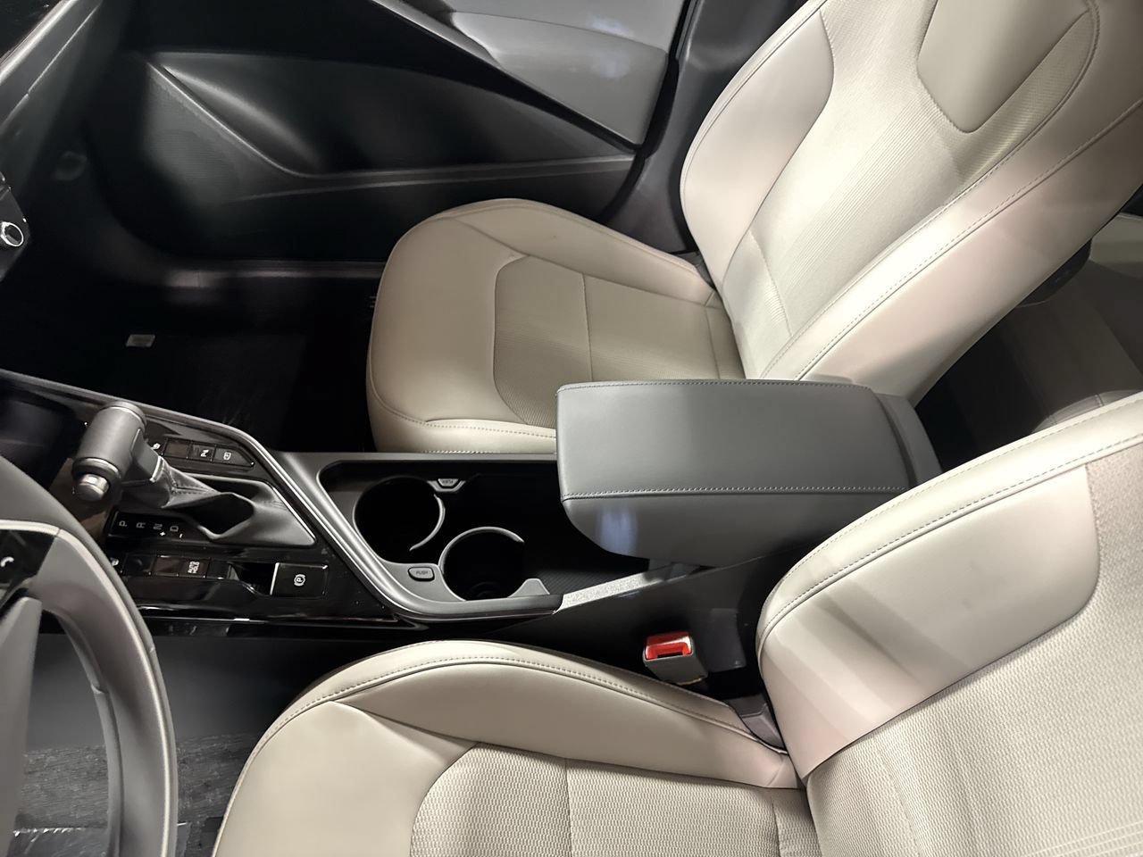 New 2026 Kia Niro EX FWD image 21