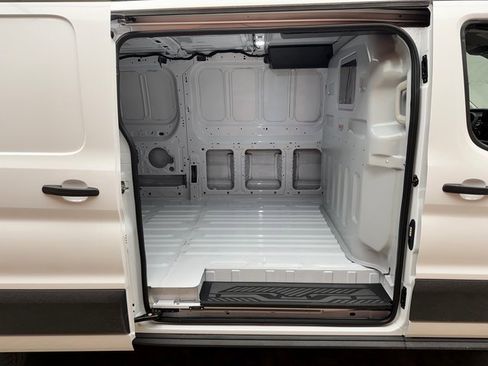 New 2025 Ford Transit 350 Low Roof image 25