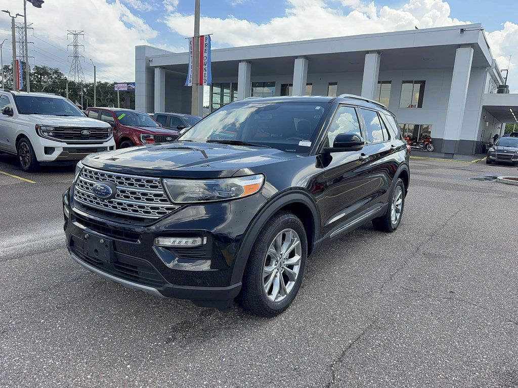Used 2021 Ford Explorer Limited w/ Equipment Group 301A AWD/4WD image 2