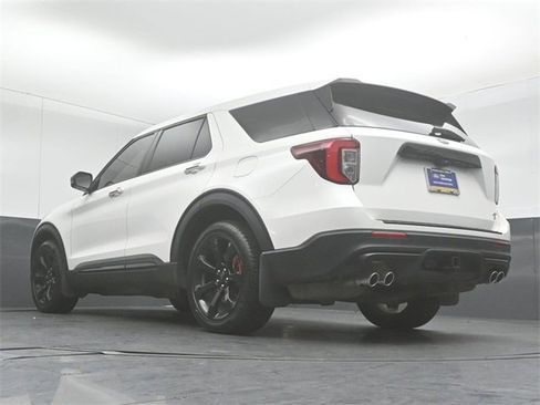 Certified 2022 Ford Explorer ST w/ ST Street Pack image 43