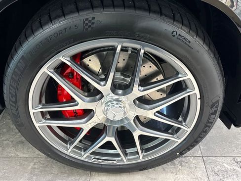 New 2026 Mercedes-Benz GLE 63 AMG S image 10