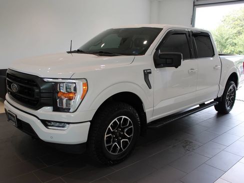 Used 2022 Ford F150 XLT w/ Equipment Group 302A High AWD/4WD image 12