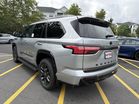 New 2026 Toyota Sequoia Platinum AWD/4WD image 7