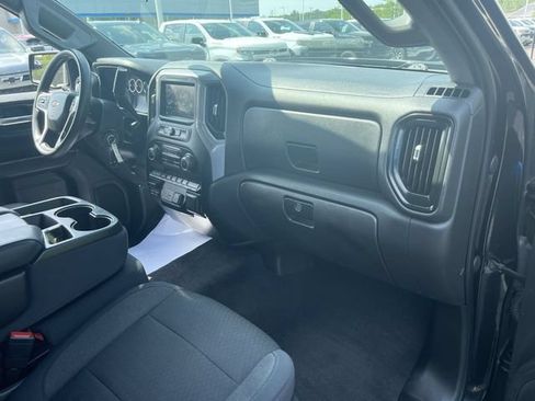 Certified 2022 Chevrolet Silverado 1500 Custom w/ Safety Confidence Package AWD/4WD image 26