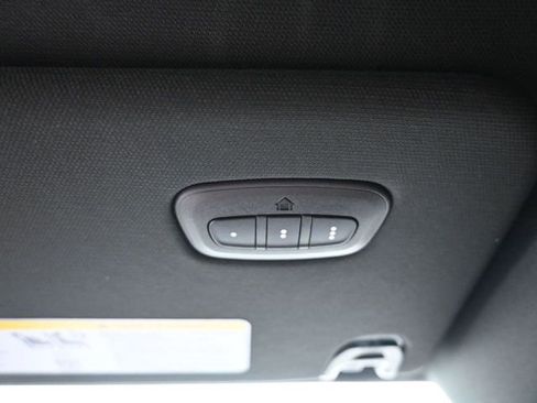 Used 2025 RAM 1500 Limited image 33