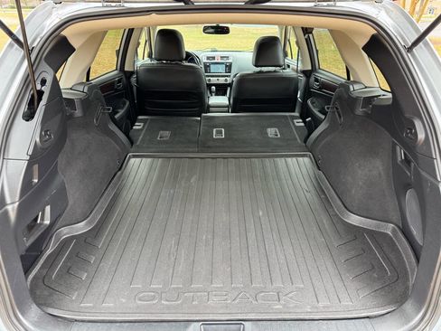 Used 2015 Subaru Outback 2.5i Limited image 33