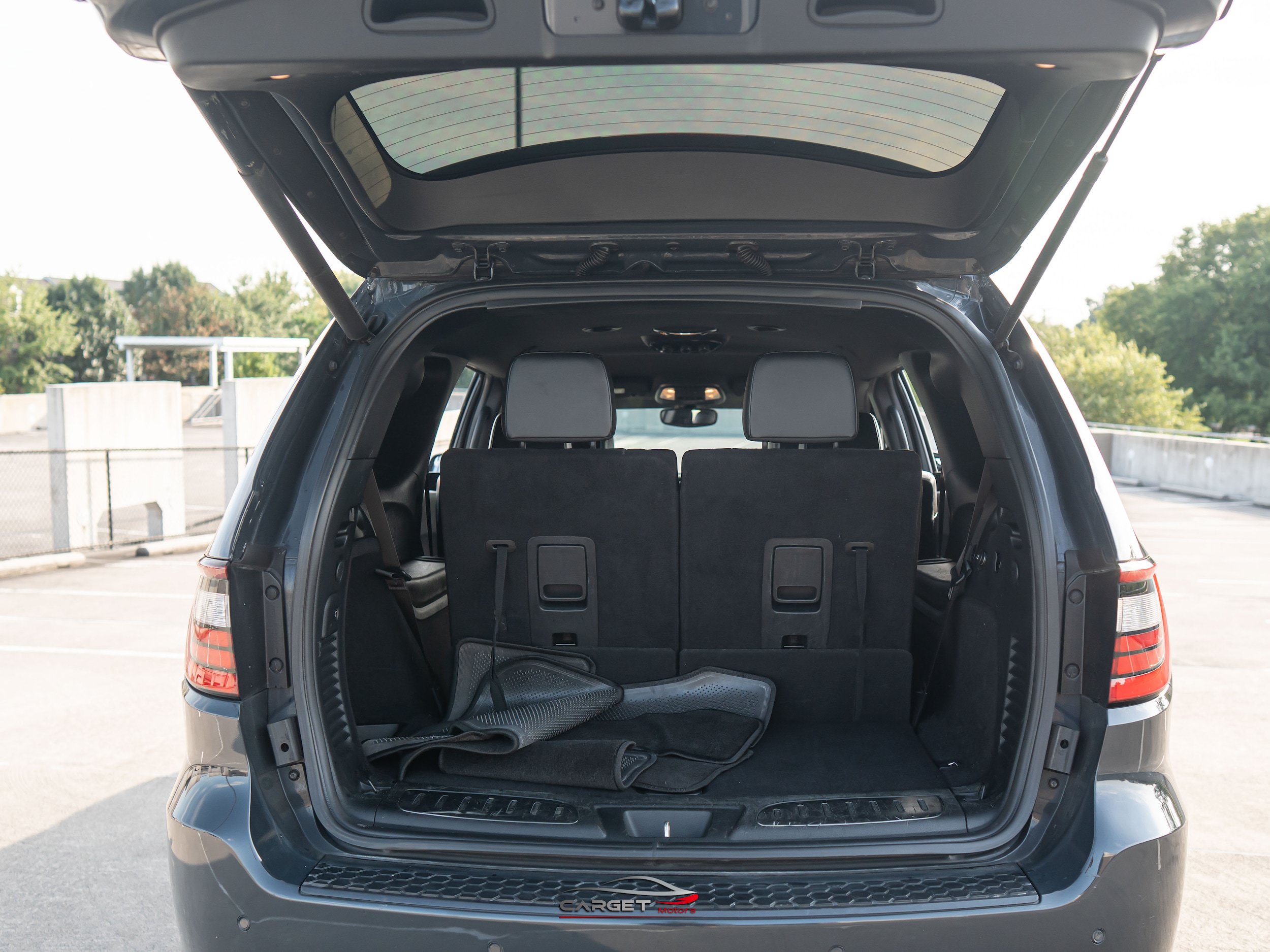 Used 2017 Dodge Durango R/T w/ Blacktop Package AWD/4WD image 49