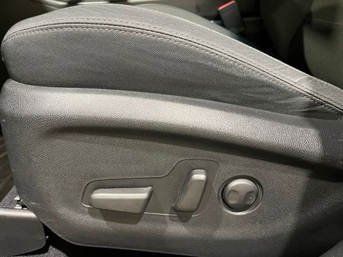 Used 2020 Kia Sorento S image 38