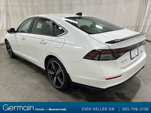 Used 2025 Honda Accord Sport image 7