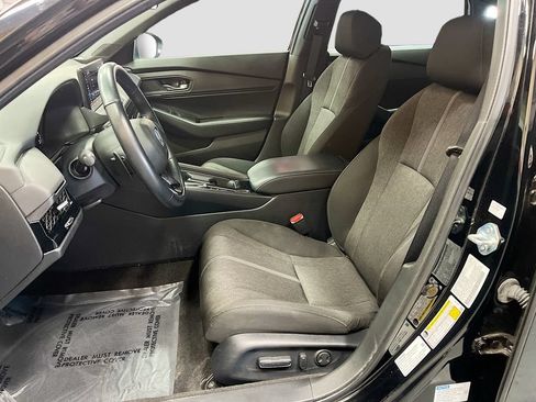 Used 2024 Honda Accord Sport image 19